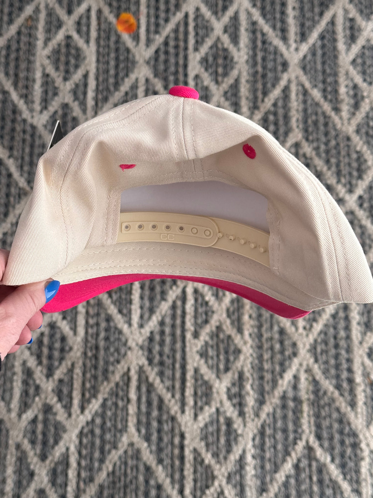 FOR SMALL HEADS.. hand painted hot pink/cream wildflower