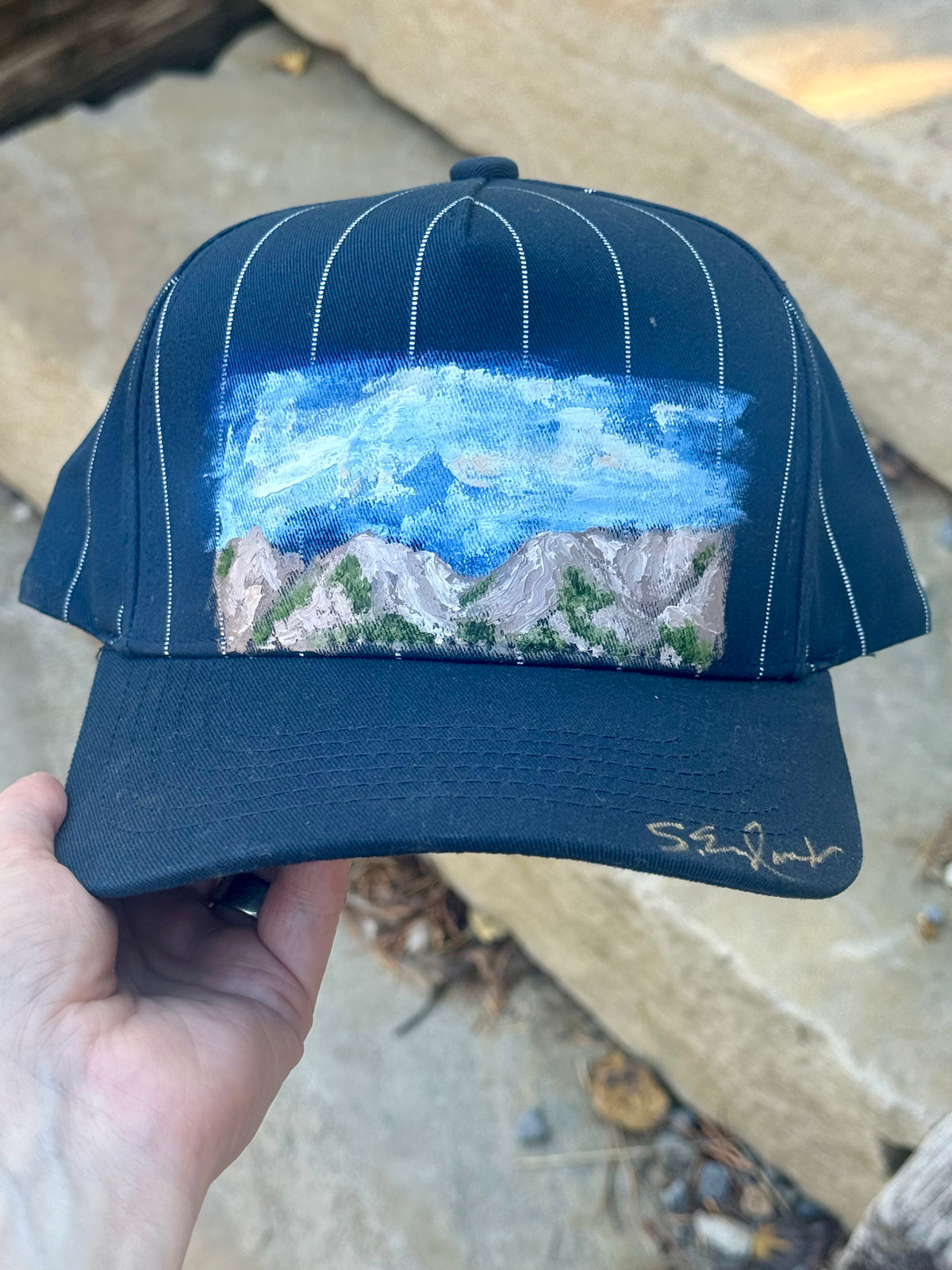 Blue and white striped canvas hat - mountain scene