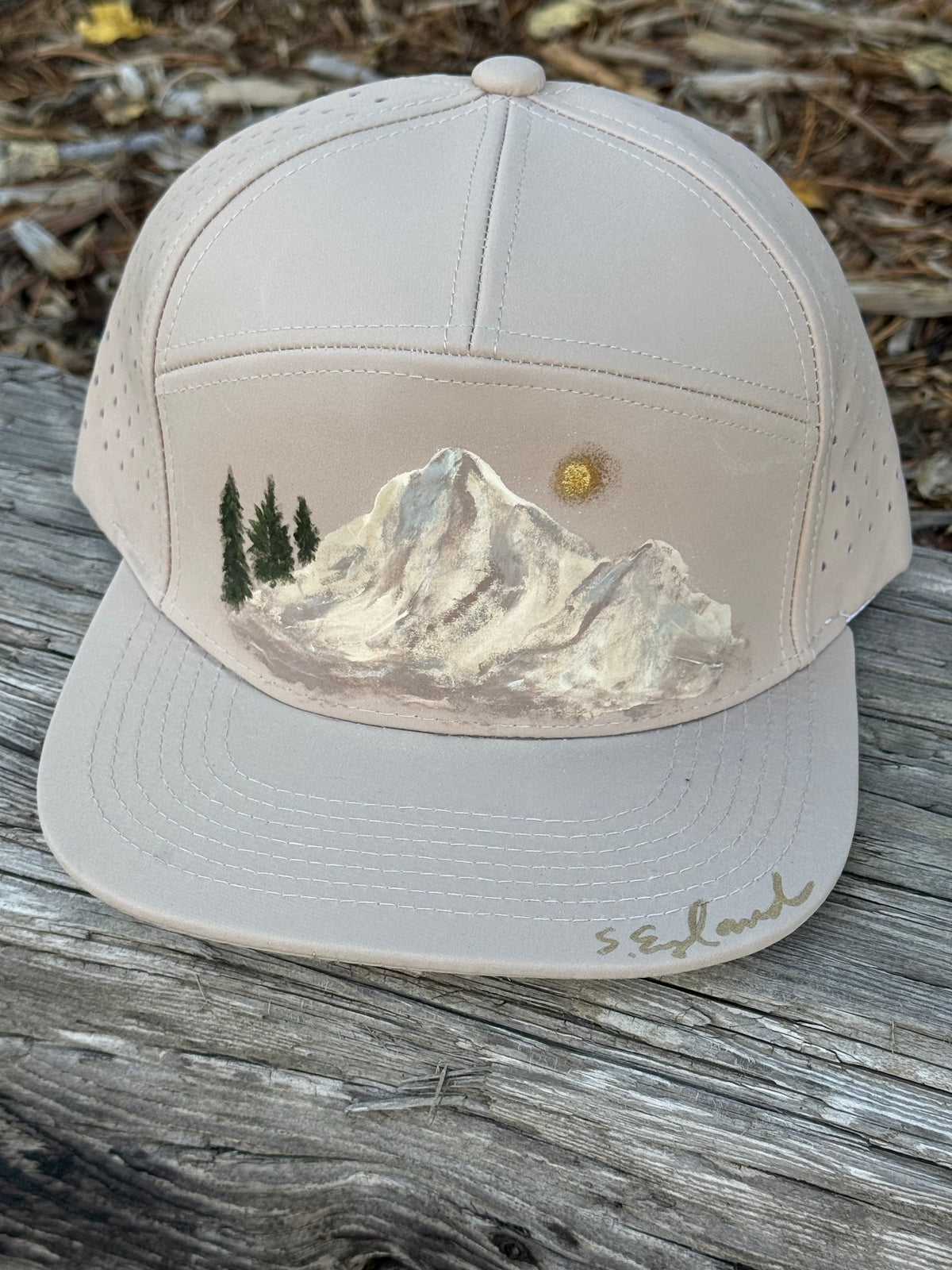 Hand painted light tan soft waterproof running baseball hap - mountain vibes